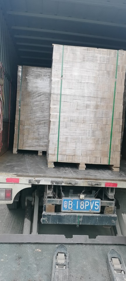 Dongguan plywood foot Pier wooden foot Pier wooden pier pallet foot pad splint foot Pier splint Pier pad