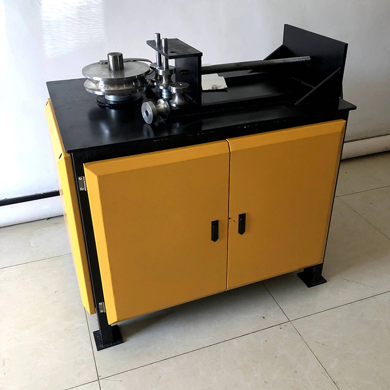 Automatic platform type hydraulic pipe bender small automatic square tube round tube electric bending machine iron pipe stainless steel