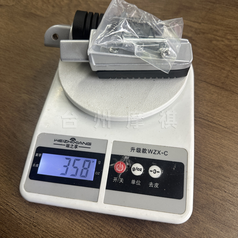 Little Monster Big Doll Electric Motorcycle Pedal Little Monkey M3 Electric Motorcycle Pedal Pedal M5M6 Left and Right Pedal Accessories