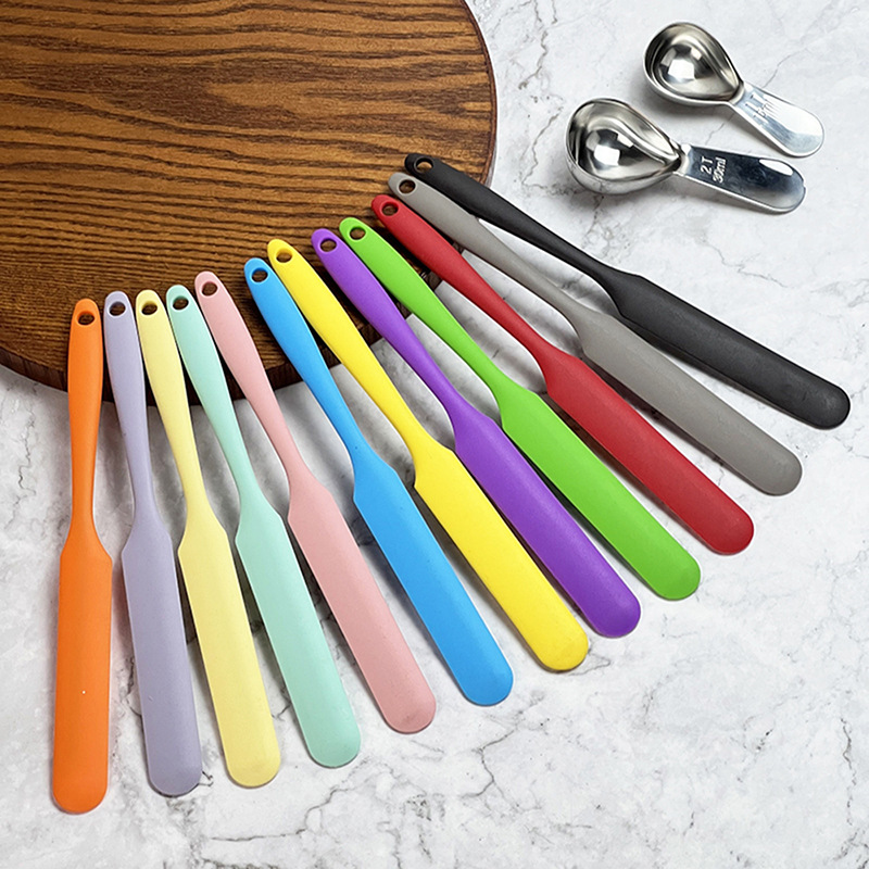 Silicone Spatula scraper all-inclusive one-piece cake applicator baking tool jam cheese spatula cream shovel