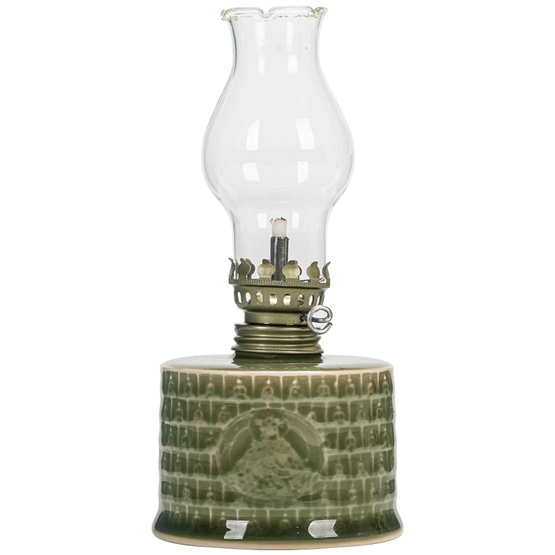 Old-fashioned Kerosene Lamp Butter Hand-painted Blue and White Ceramic Nostalgic Old-fashioned Ornaments Tea Room Home Decorations Atmosphere Light