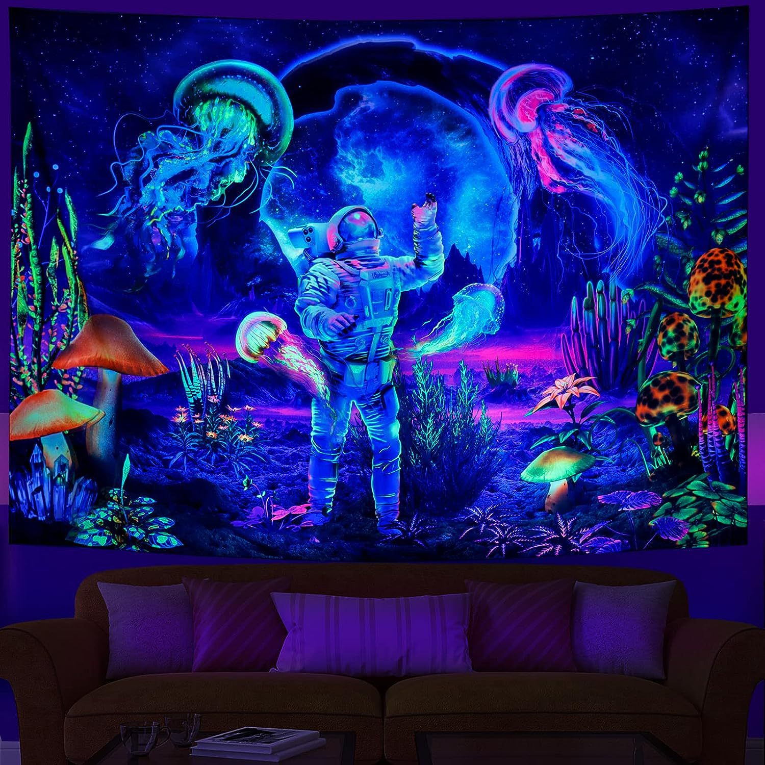 Fluorescent tapestry foreign trade tapestry Amazon hanging cloth Bohemian home decoration tapestry source manufacturers