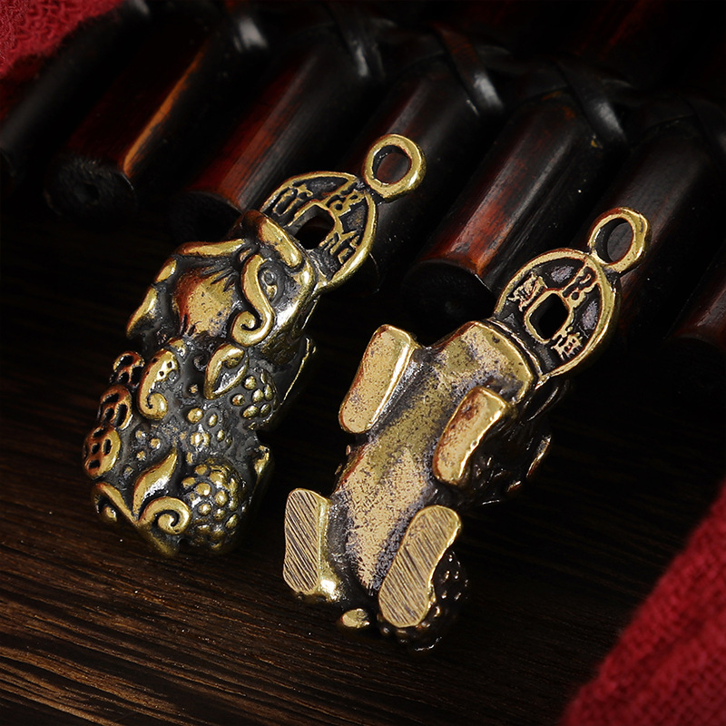 Brass Pixiu Pendant small size Unisex Lucky Safe Keychain Pendant Ornaments Jewelry Factory in stock