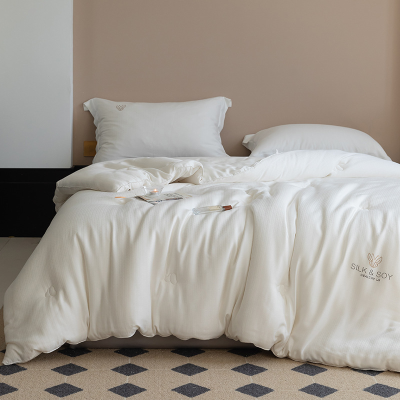 Class A soybean fiber quilt autumn and winter thickened warm jacquard winter quilt Four Seasons Universal single double air conditioning quilt core