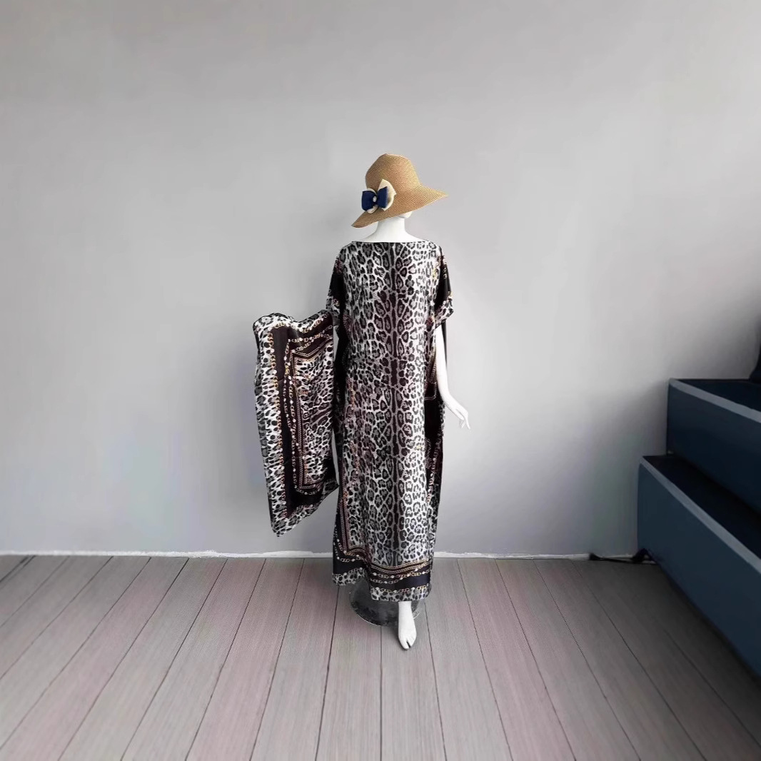 Cross Border Hot African Big Robe Muslim Long Dress abaya Middle East Clothing silk kaftan Source Factory