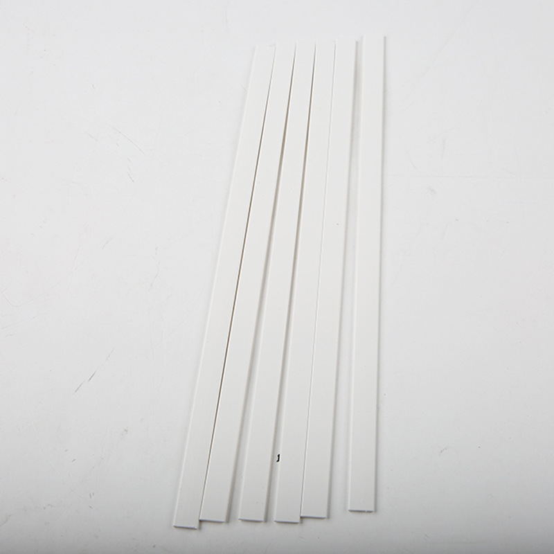 Black and white decorative strip plastic strip pp waist protective strip mosquito net bracket special plastic strip PVC fish bone strip for baby carriage