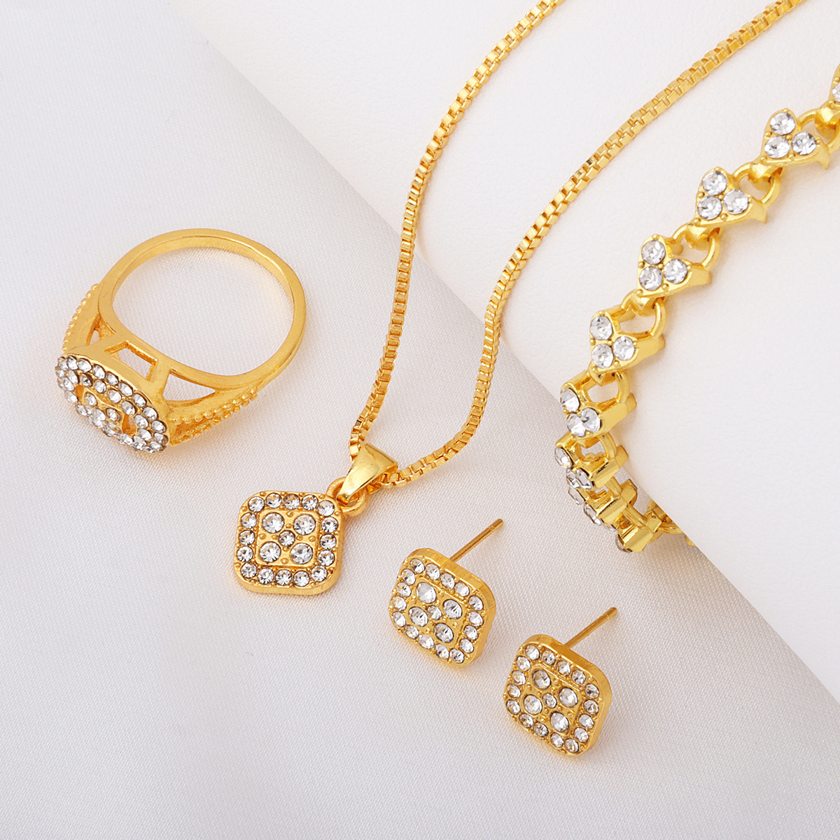 Europe and the United States cross-border hot jewelry fashion simple Joker bracelet watch accessories factory wholesale direct sale