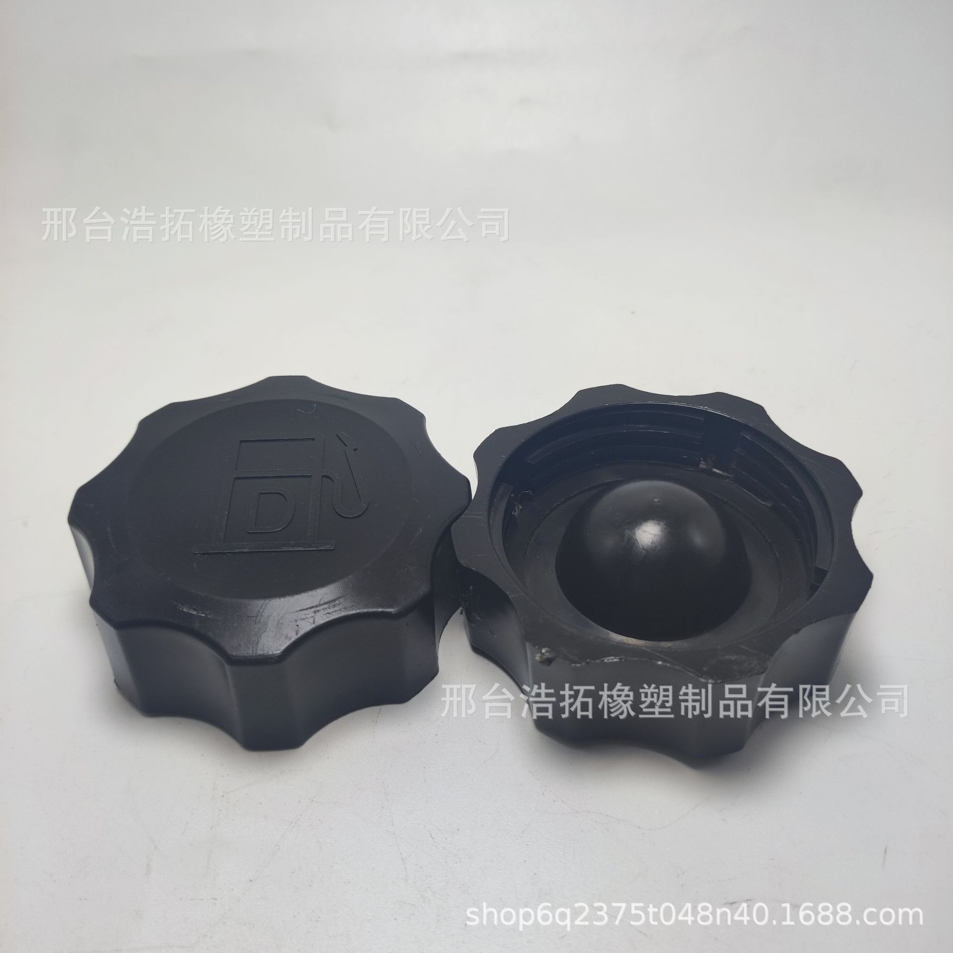 Подходит для Kubota L3608 L4708 L5018 запчасти трактора сборка крышки топливного бака Tc402-42022