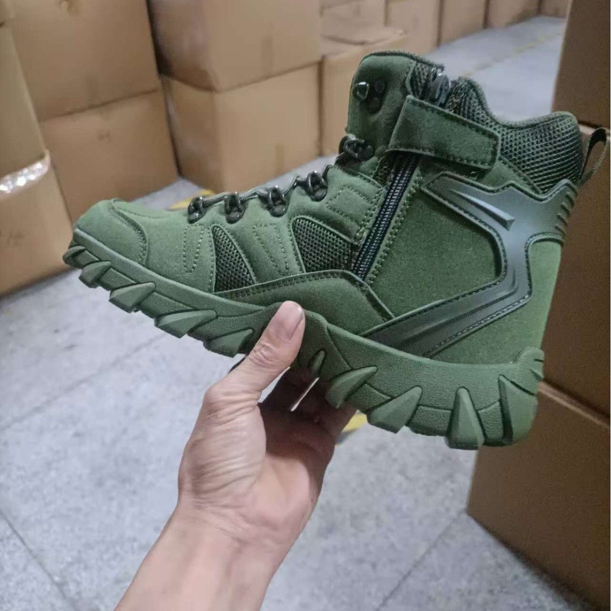 Military Boots Men's Cross-border plus size Combat Help Tooling Security Shoes Delta Mountaineering Shoes Outdoor Camping Desert Boots