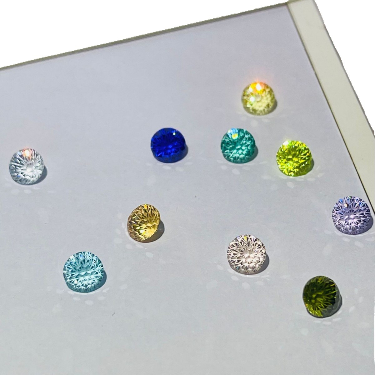 Factory Direct Sale Popular 6mm 8mm Skyfire Cut Firework Cut Zircon Loose Stone Earrings Ear Bone Studs Main Stone for Earrings