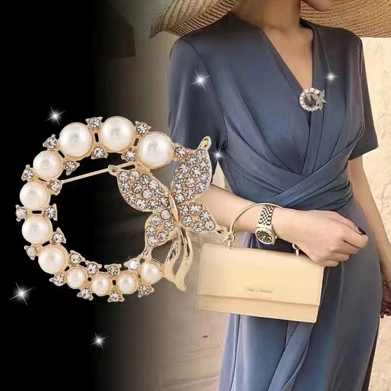 Butterfly Alloy Jewelry, High-End, Simple, Versatile, High-Grade Brooch, Anti-Exposure Pin, Corsage, Clothing Accessories Wholesale