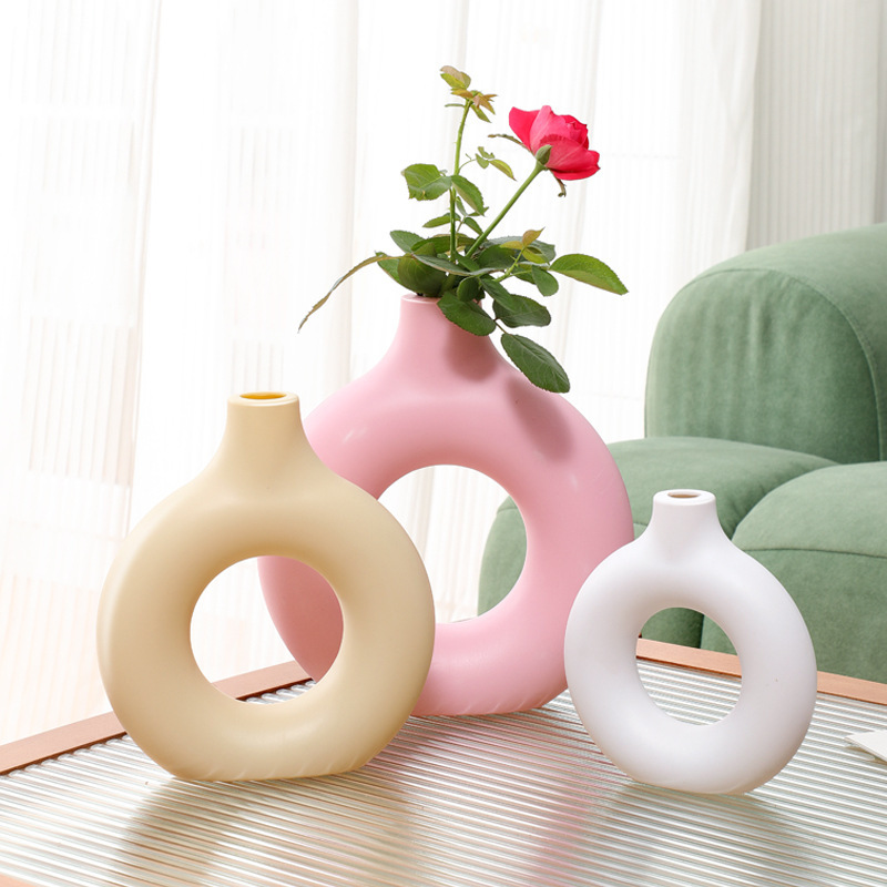 Donut Plastic Vase Creative Living Room Decorations Simple Ornaments Cross-border Explosive Imitation Ceramic Flower-arranging Bottle