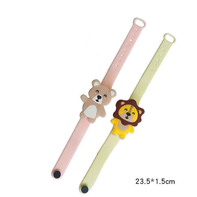 Portable baby protective bracelet Children Baby protective watch cartoon protective bracelet student outdoor toys