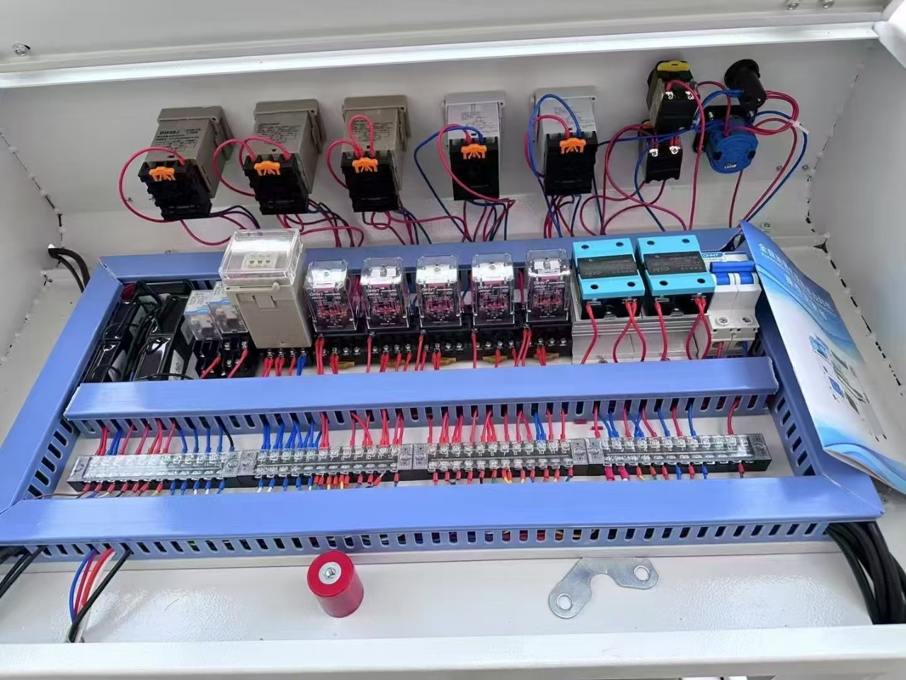 Комплект из 450 машин для запечатывания краев 24 года. Фактический продукт и цена не совпадают. Если вам нужно, пожалуйста, свяжитесь со мной