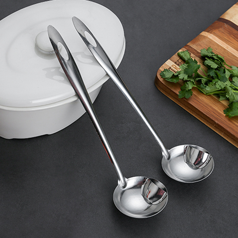 Stainless Steel Oil Soup Separating Spoon Oil Filter Spoon Household Soup Spoon Oil Separating Spoon Hot Pot Kitchen Tableware Oil Spoon Oil Spoon Oil Colander Spoon