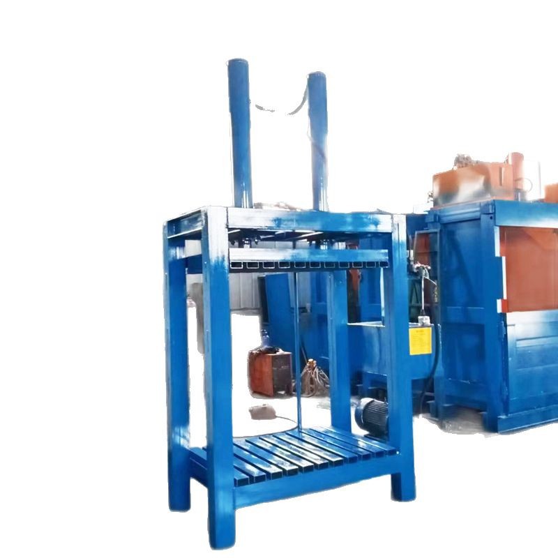 Doors-free woven bag ton bag baler hydraulic four-door clothing socks baler vertical hydraulic baler