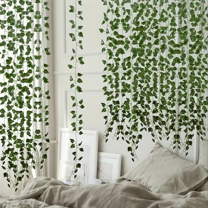 Artificial Climbing Vine with Fake Flowers, Plastic Leaves, Small Leaves Wrapped Around Green Plants, Ivy Home Decoration Vine