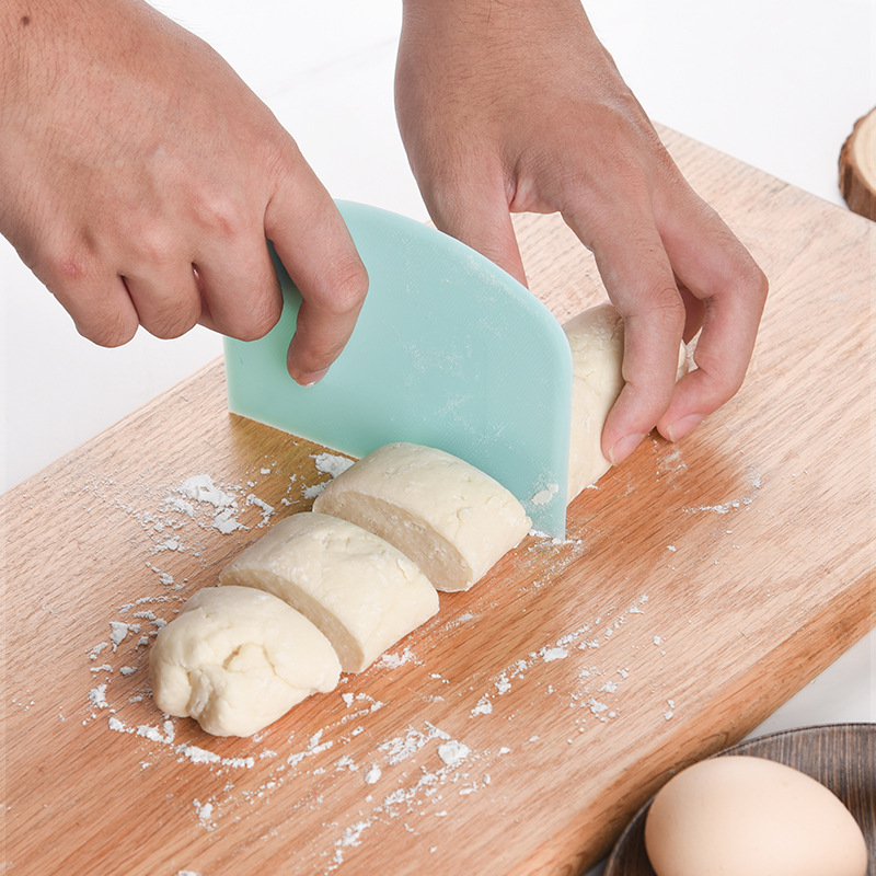 Rice Roll Scraper Multifunctional Scraper Kitchen Dough Scraper Food Grade Pe Soft Scraper Baking Cake Cream Scraper