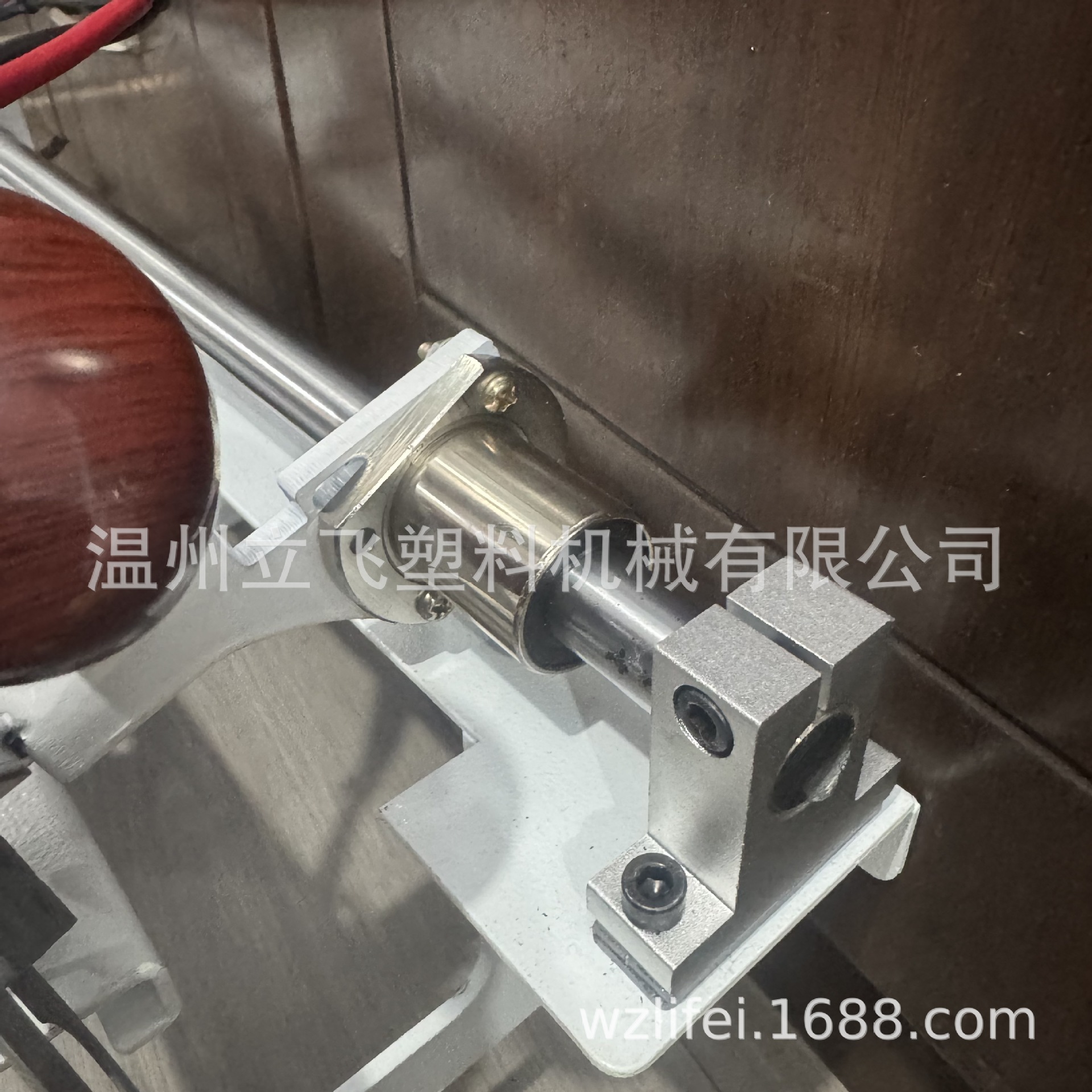 Semi-Automatic Motor Yarn Cutting Machine