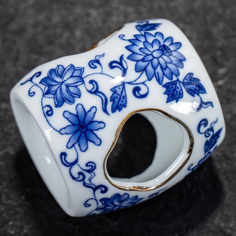 Tea Set Lid Set Playing Pot Bearing Antique Vintage Ornaments Tea Ware Blue and White Porcelain White Porcelain Ceramic Tea Ceremony Accessories Tea Cover Bracket