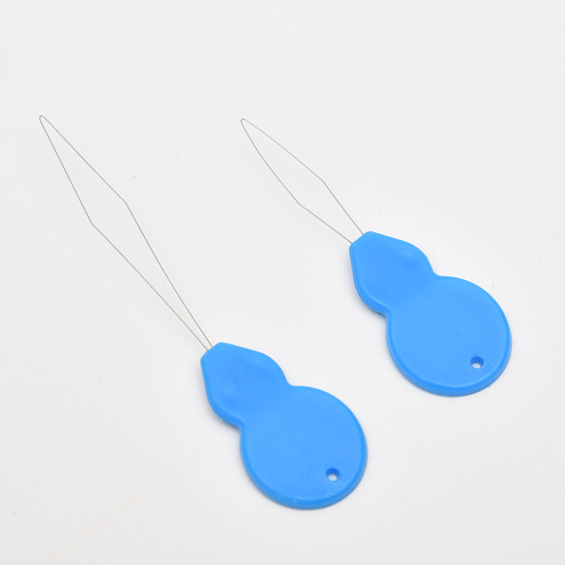 Plastic gourd needle threader wholesale color plastic tail Threader-guide-sewing machine DIY cross stitch