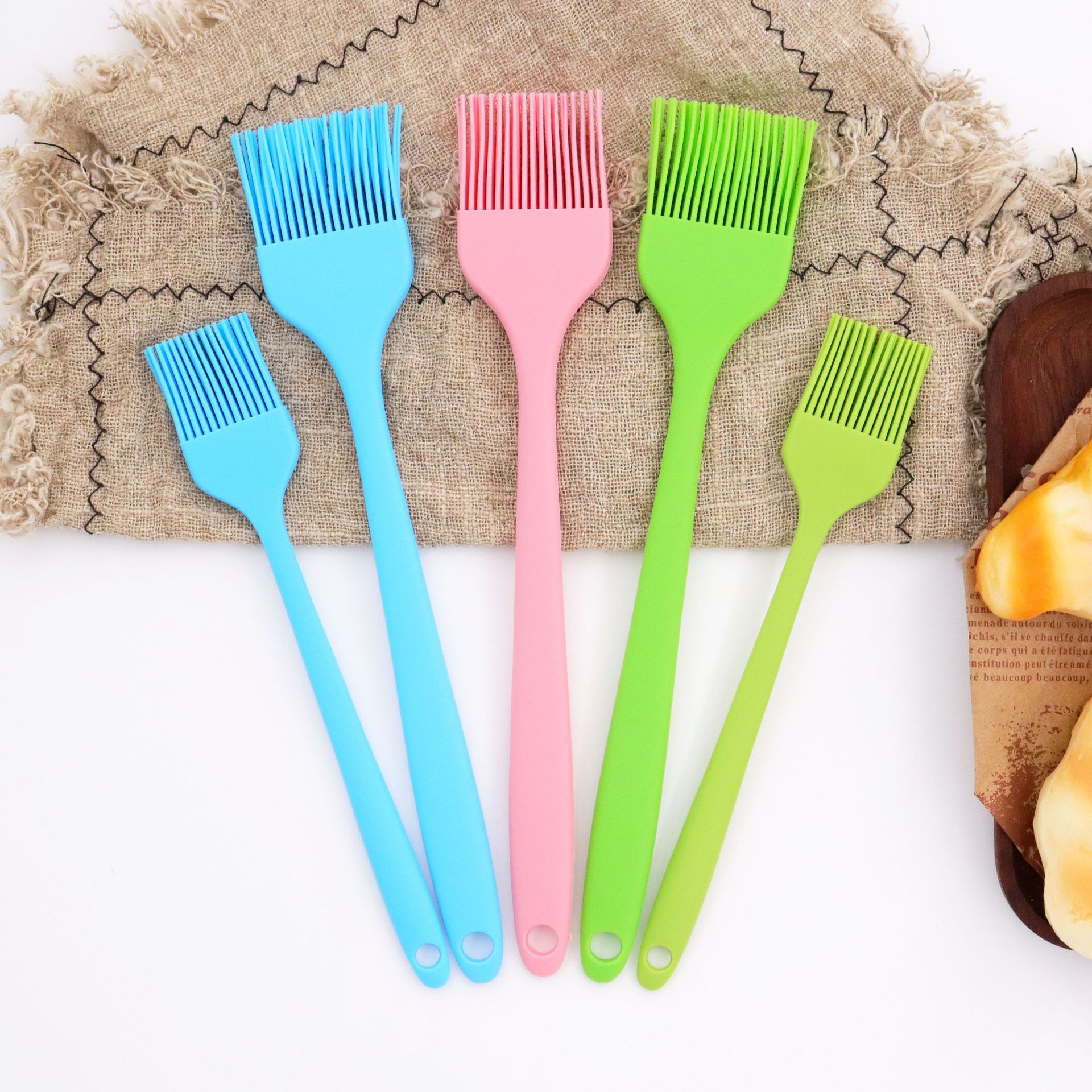 All-In-One All-Inclusive Silicone Oil Brush Barbecue Brush Cake Cream Pancake Baking Food Grade High Temperature Resistant Seasoning Brush