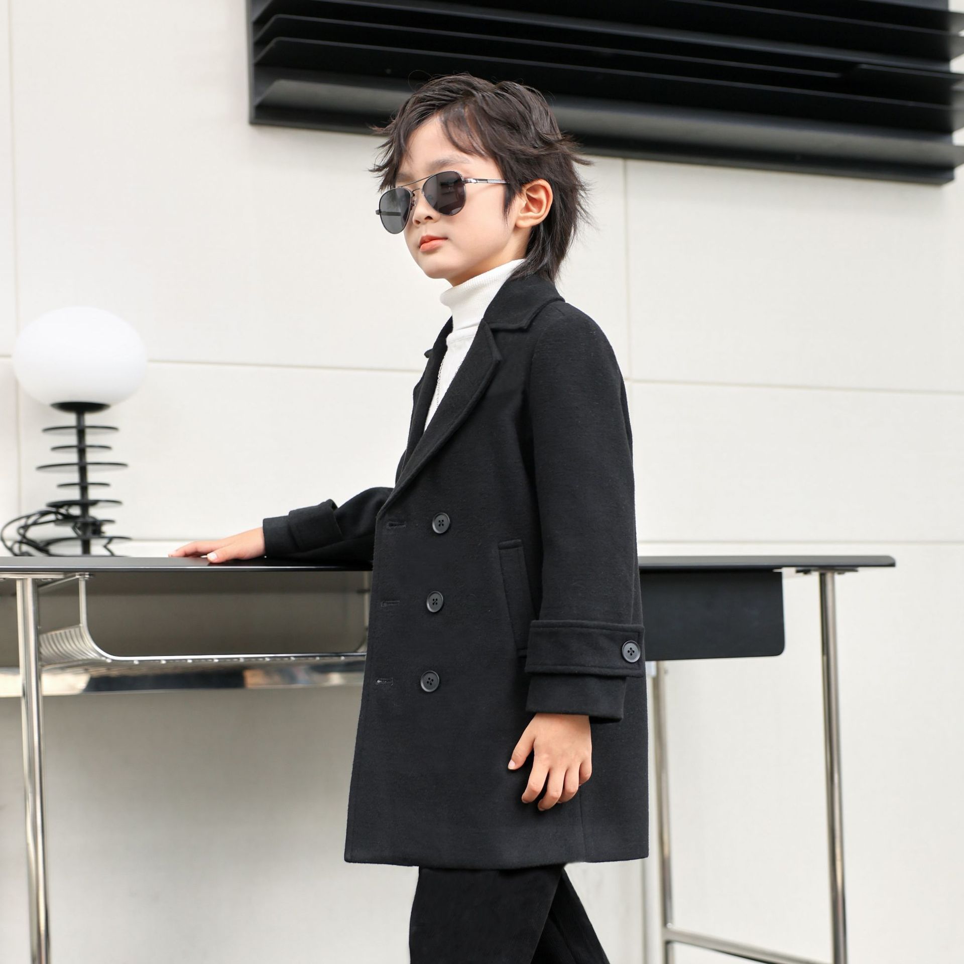 2023 new autumn and winter boys' double-breasted Western style woolen coat thickened children's lapel mid-length woolen coat