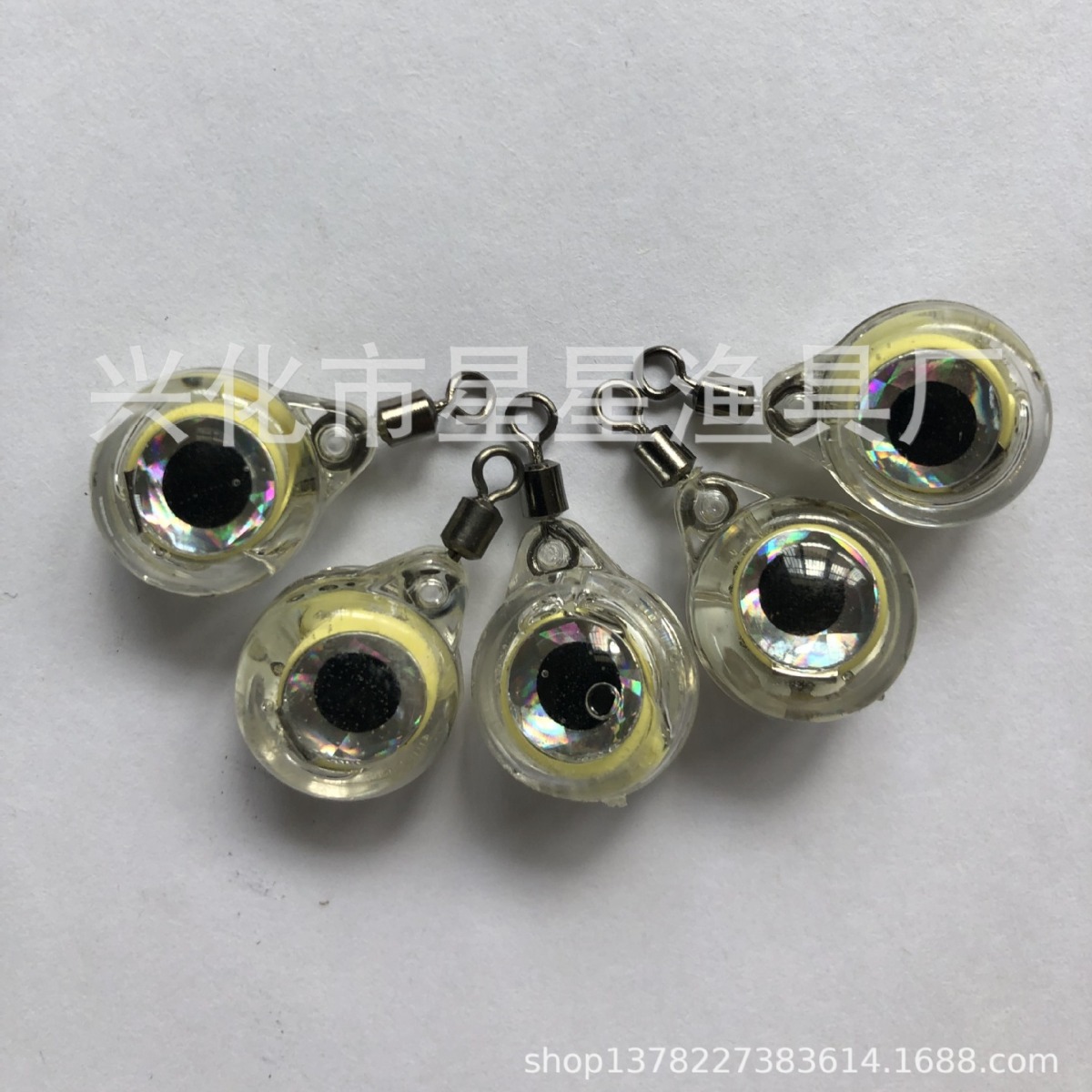 Underwater mini fishing lamp Luya sequins led small fish eyes fish lamp into the water bright hairtail fishing lamp