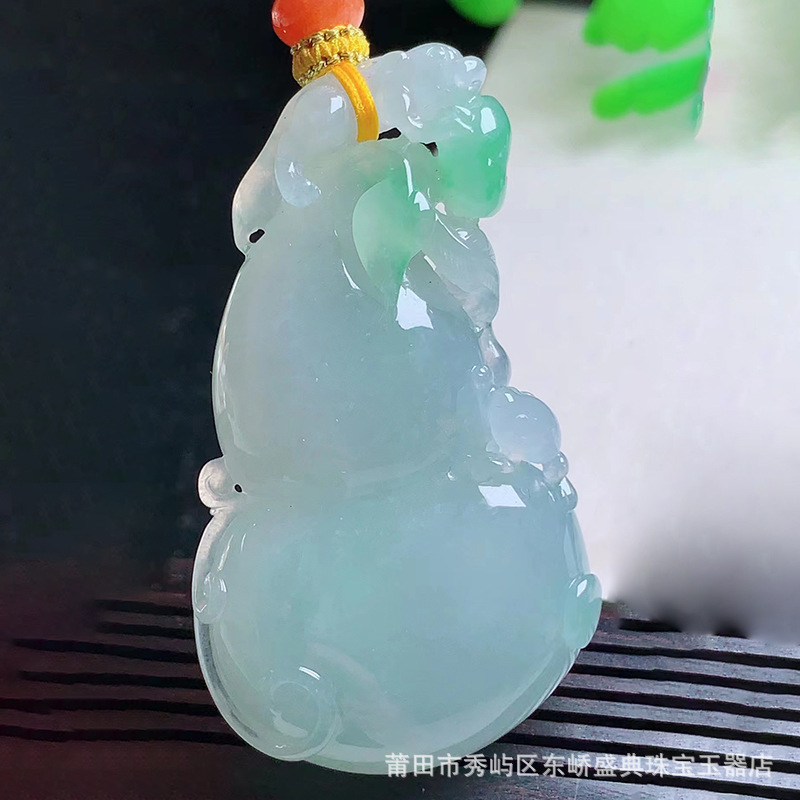 Shake the sound supply wholesale Myanmar natural jade pendant A goods Jade Buddha Violet Buddha jade pendant with certificate