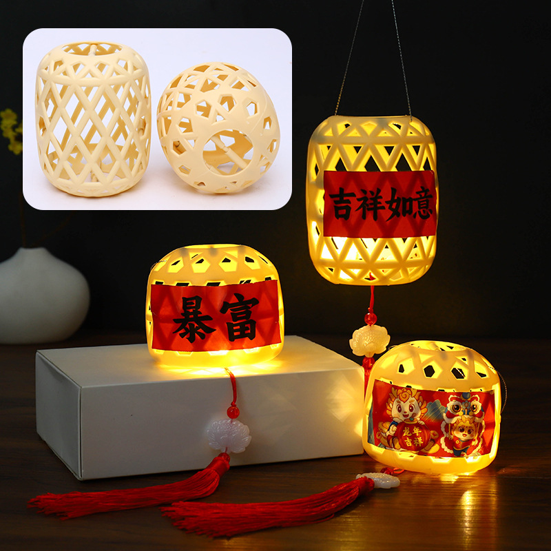 Chaoshan small Lantern online popular Chaoshan bamboo cage handmade tourism scenic spot ancient style material package lantern palace lamp