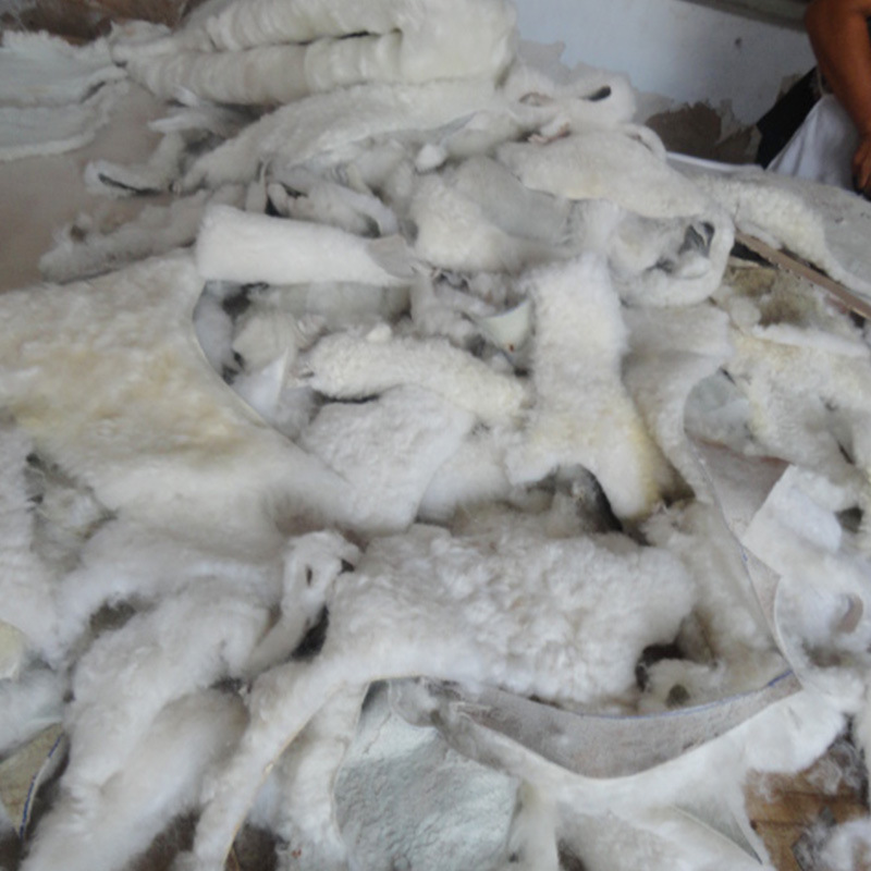 Supply of B-Grade 3~5-Finger Goatskin Blocks, Colorfuled Sheep Sheared Suede Scraps, Fur Integrated Edge Materials, DIY Handmade Accessories