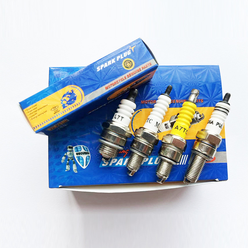 Motorcycle gasoline saw spark plug lawn mower hedge trimmer driller ground drill spark plug garden machinery accessories wholesale