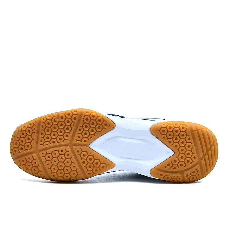 New 2025 new badminton shoes plus size ultra light wear-resistant breathable non-slip couples M519 indoor training shoes