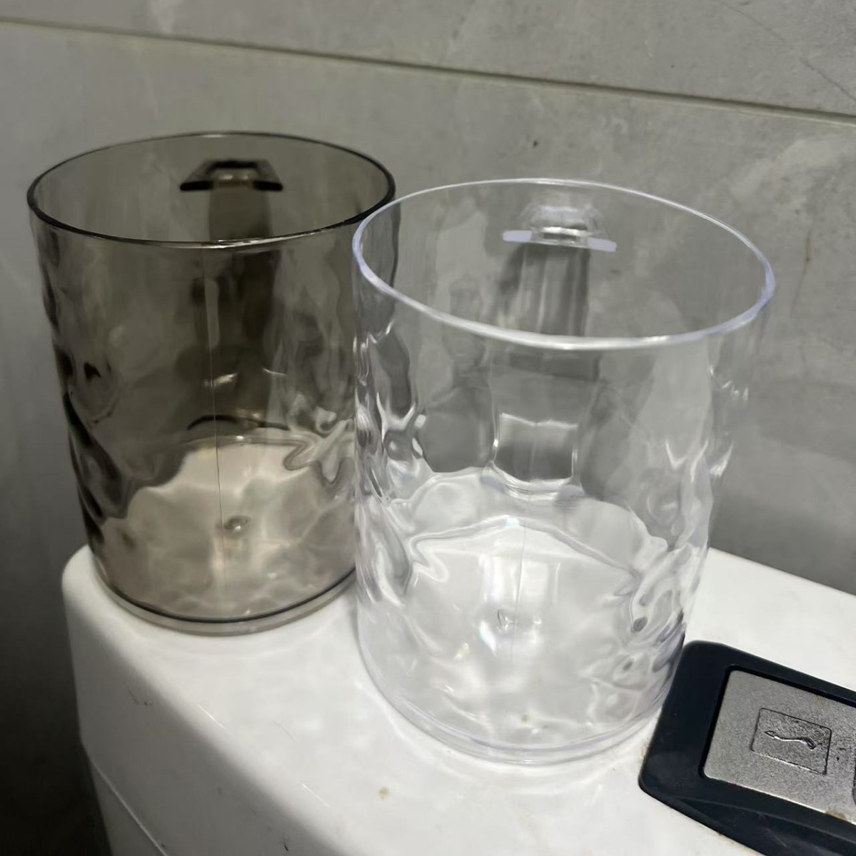 Mouthwash Cup, Home Brushing and Washing Cup, Accessible Luxury Couple Toothbrush and Toothbrush Cup (Price Not Included)