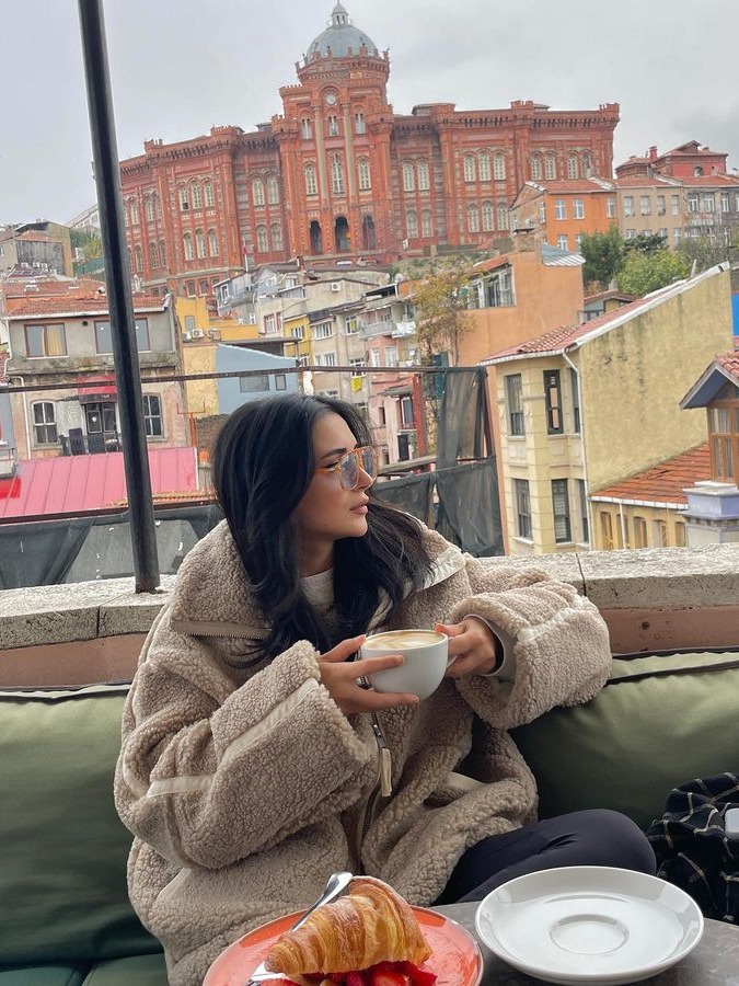 Amazon cross-border European and American women's clothing autumn and winter New Fashion loose anti-cashmere personality casual outdoor zipper jacket