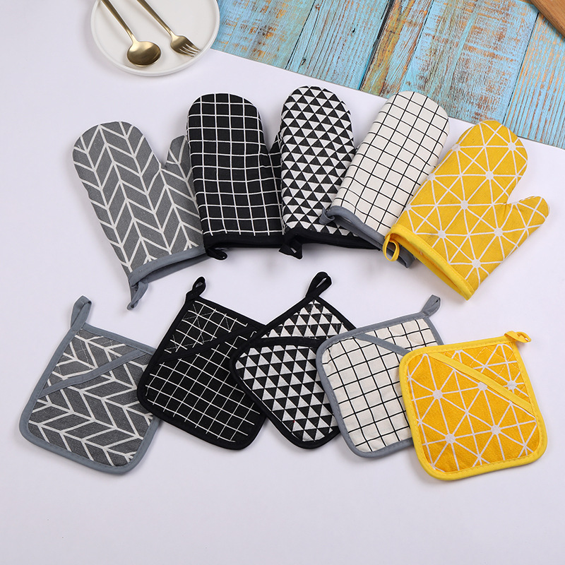 Cotton and Linen Oven Gloves Simple Wind Heat Insulation Gloves Hot Selling Anti-scalding Gloves Microwave Oven Baking Gloves