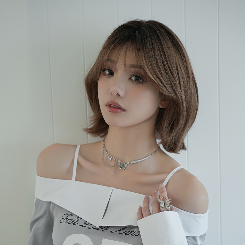 Wig Women's Short Curly Hair with Thin Bangs in Middle Full Top Jacket Chemical Fiber Imitation Internet Red Short Hair Jacket Head Dye