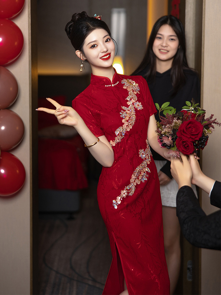 Wedding Cheongsam Toast Dress 2025 New Bride Red Dress Engagement Banquet New Chinese Summer Heavy Industry
