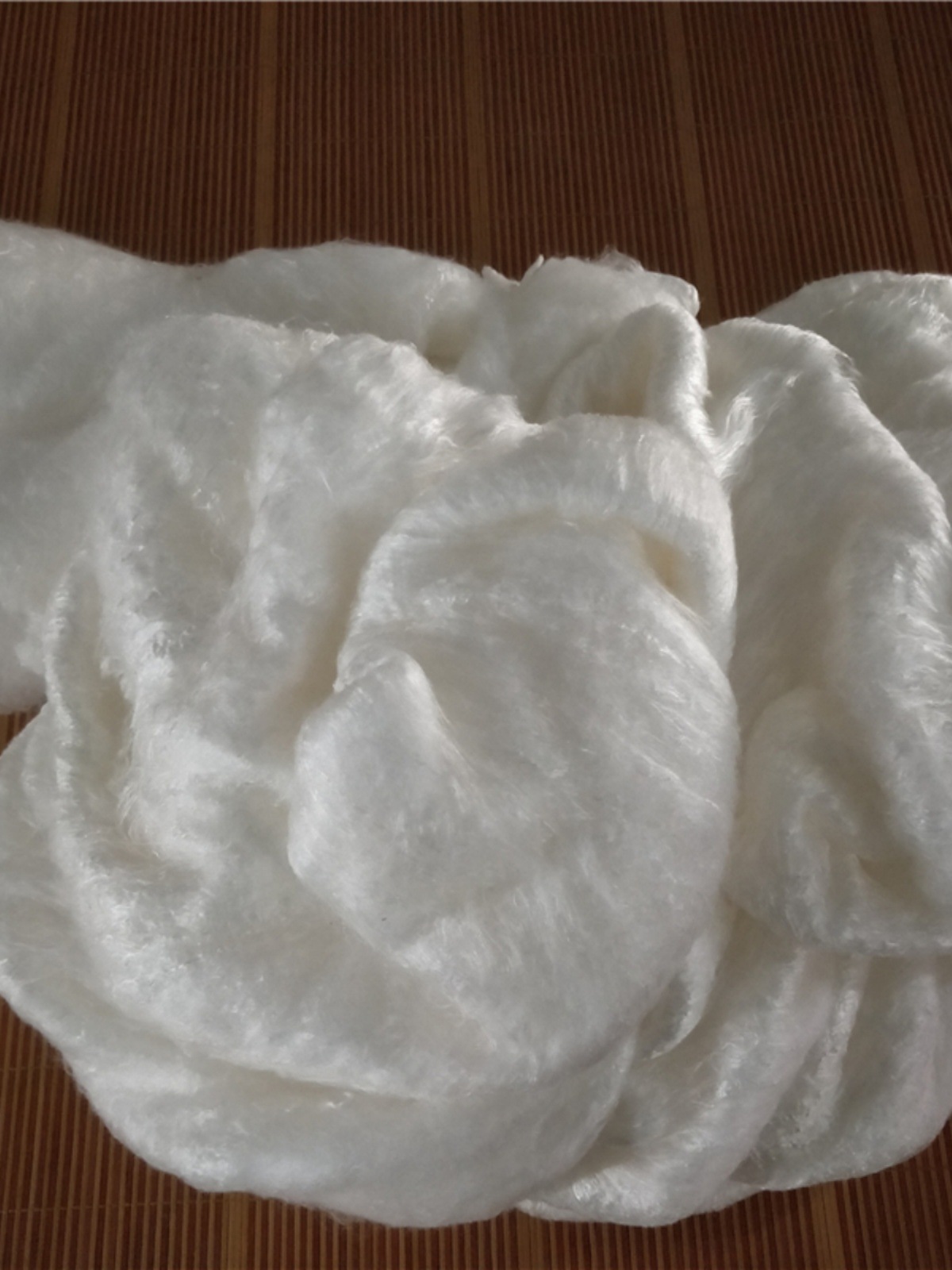 Естественный кокон шелковицы, шелковый хлопковый мешок, сырье для шелкового одеяла, бесплатная доставка