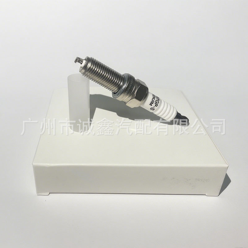Cross-border wholesale high quality Iridium spark plug 04E905612 applicable to new Jetta Santana Lavida