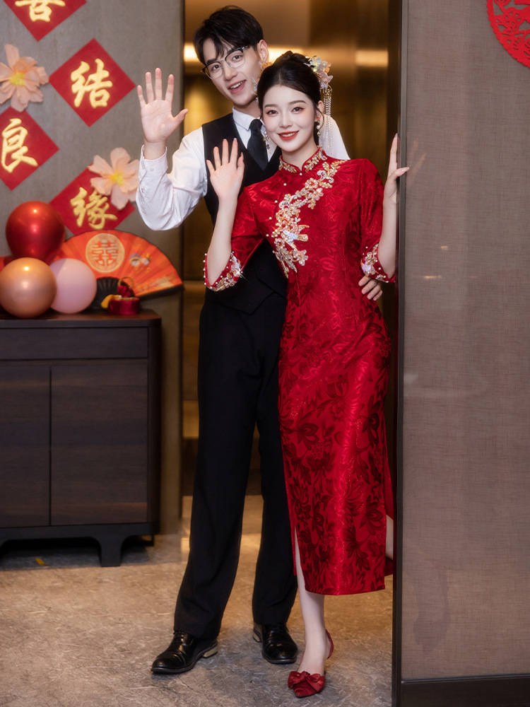 Red cheongsam toast dress wedding day bride casual dress back door engagement Chinese dress dress long sleeve autumn and winter heavy industry