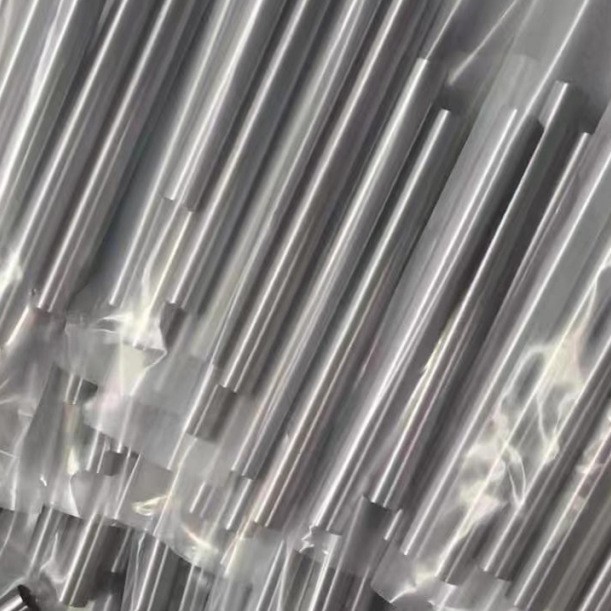 Factory Supplies 702/705 Polished Zirconium Rods, Polished Zirconium Rods, Forged Zirconium Rods, Zirconium Plates and Zirconium Belts, Etc. in Stock with Free Shipping