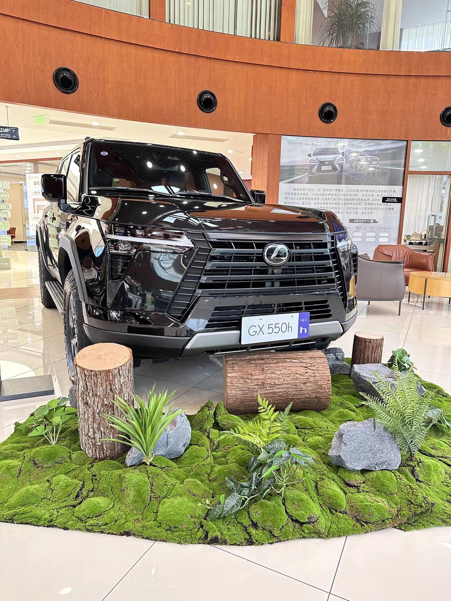 Tree stump hollow tree stump landing shannolan shopping mall wooden stump garden wedding film and television drama props fake wooden stump