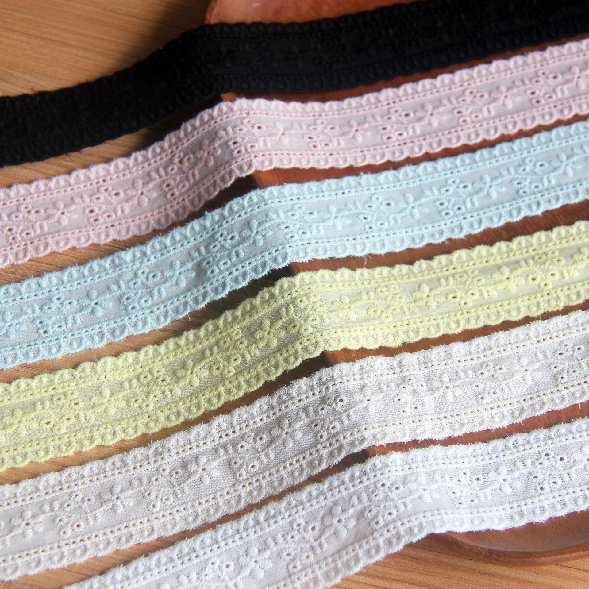 Wholesale in stock lace cotton embroidery garment accessories DIY dress handmade cotton lace accessories width 3cm