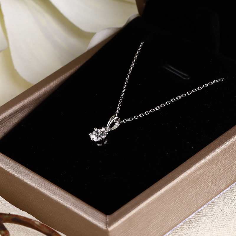 18K Cultivated Diamond Artificial Necklace Classic Six-Prong Pendant Single Pendant Clavicle Chain Laboratory Synthetic Diamond