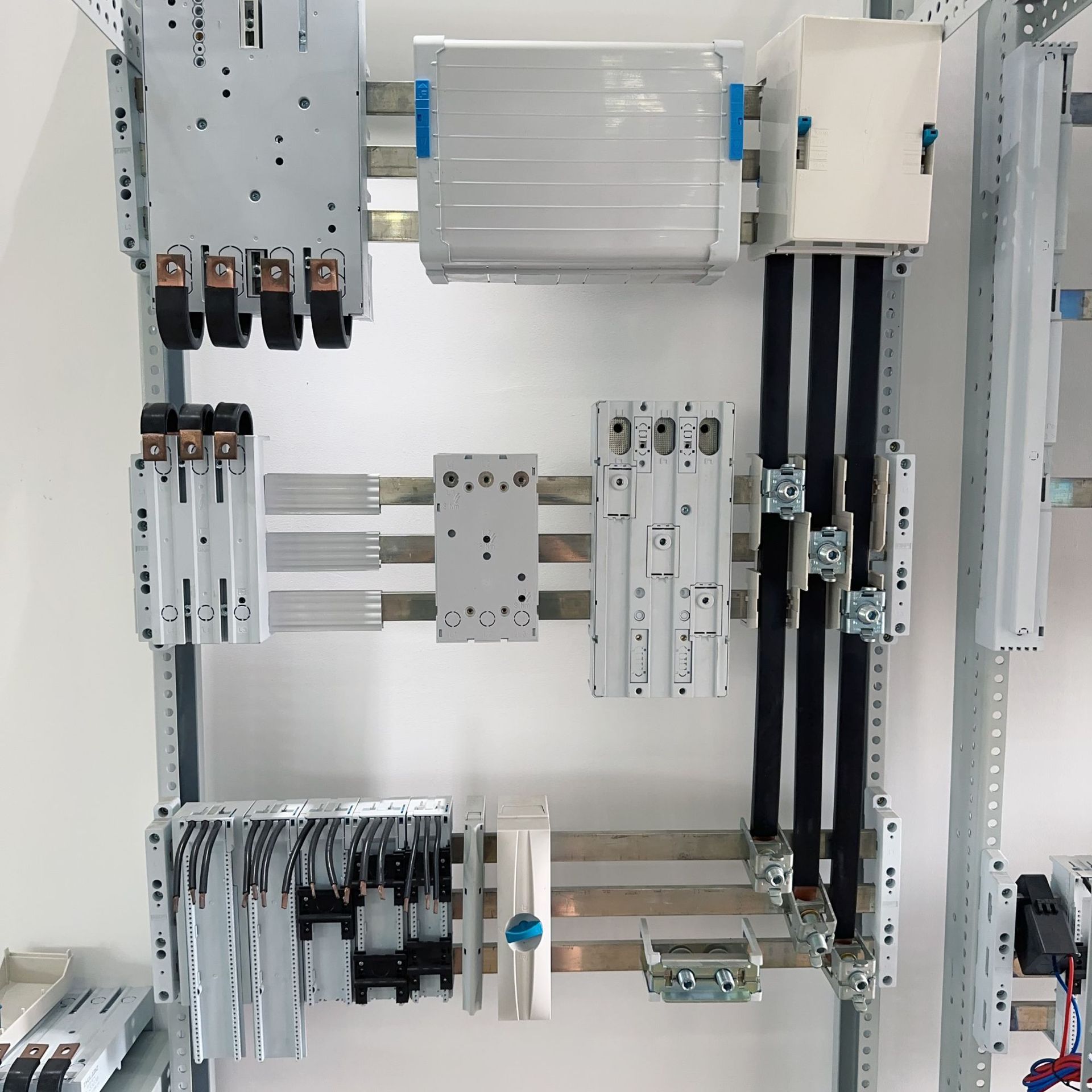 220/380V 100-1000A Smc Distribution Box Low Voltage Cable Branch Box Non-Metal Branch Box