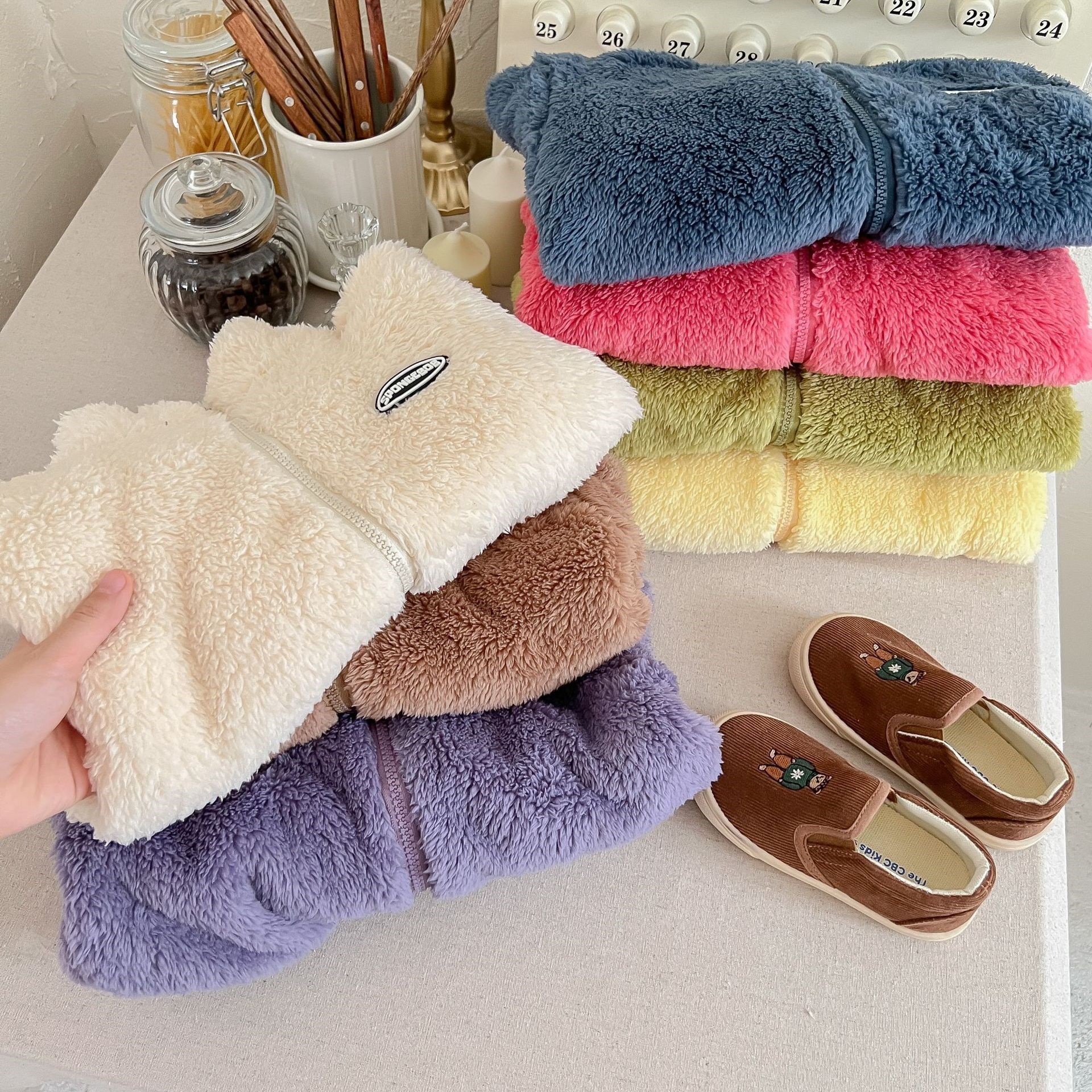 Детские фланелевые куртки осень и зима для мальчиков и девочек, теплые куртки из кораллового флиса, верхняя одежда для детей, утолщенные и теплые