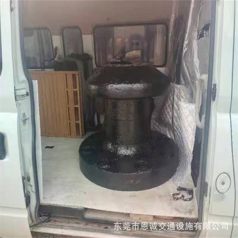 Quanzhou, Fujian Cast Iron 350Kn Boat Mooring Post Professional Casting Round Bottom Single-Head Dock Cast Iron Cast Steel Mooring Pile