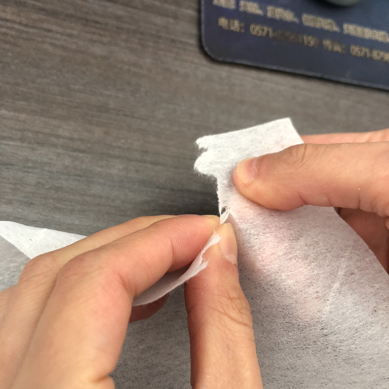 Hand-tearing embroidery stabilizer hand-tearing embroidery paper polyester can provide coiled material and sheet 60g hand-tearing polyester