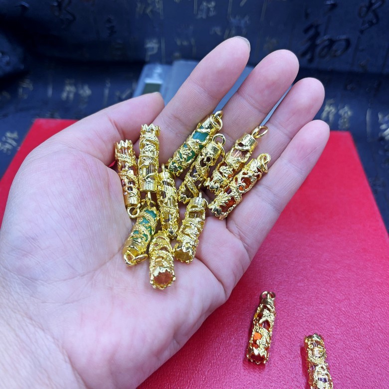 Factory direct silver dragon pillar pendant imitation Malay jade necklace dragon pillar pendant gift couple jewelry gift